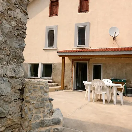 Maison Au Pied Des Montagnes Ariégeoises Casa vacanze