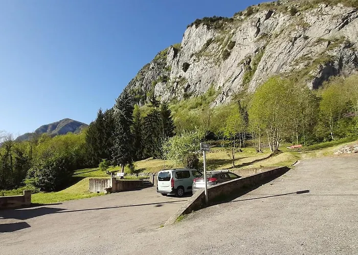 Casa de Férias Quie, Ariege Maison Avec Jardin Au Coeur Des Montagnes *