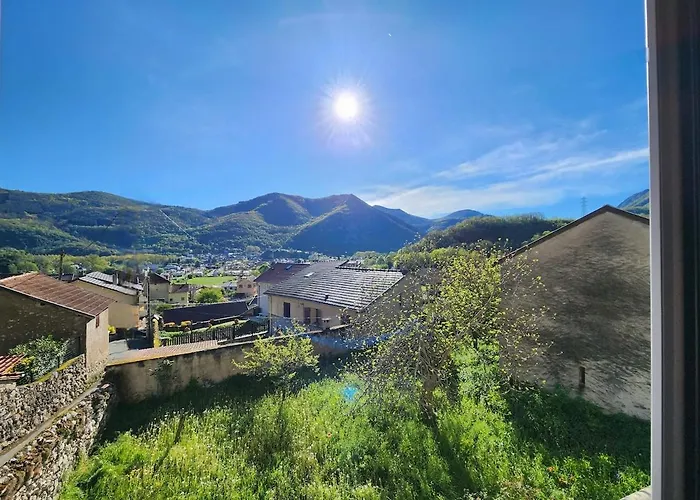 Quie, Ariege Maison Avec Jardin Au Coeur Des Montagnes Casa de Férias