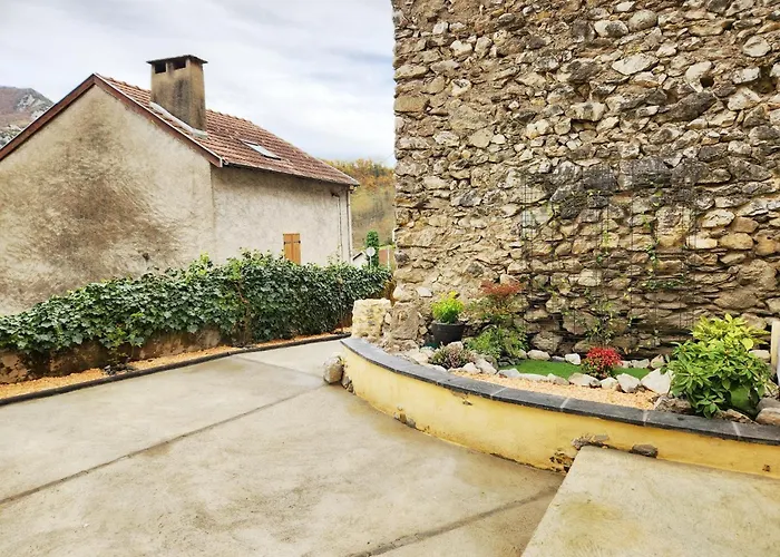 Quie, Ariege Maison Avec Jardin Au Coeur Des Montagnes *
