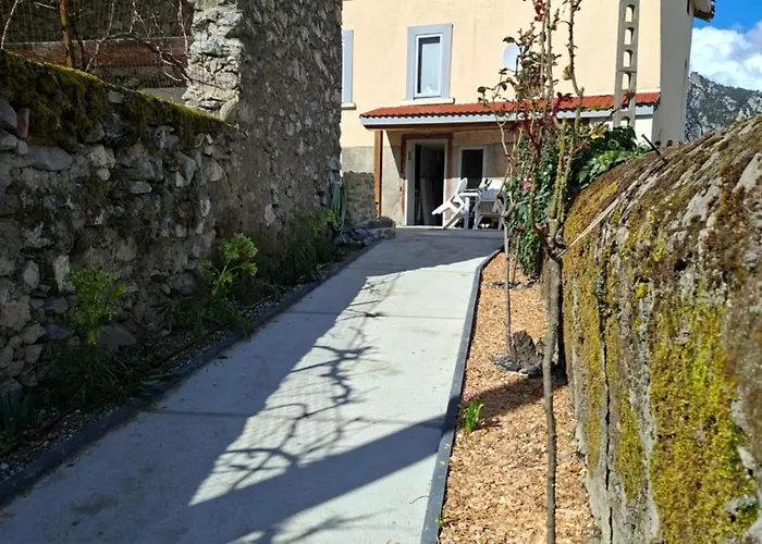 Quie, Ariege Maison Avec Jardin Au Coeur Des Montagnes *